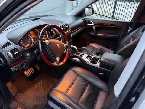 2005 Porsche Cayenne S