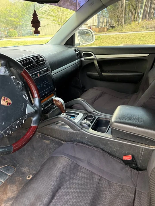 2005 Porsche 955/957 Cayenne S - Image 10 of 20