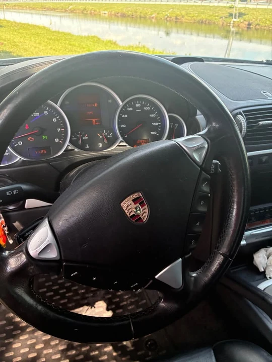 2005 Porsche 955/957 Cayenne S - Image 2 of 10