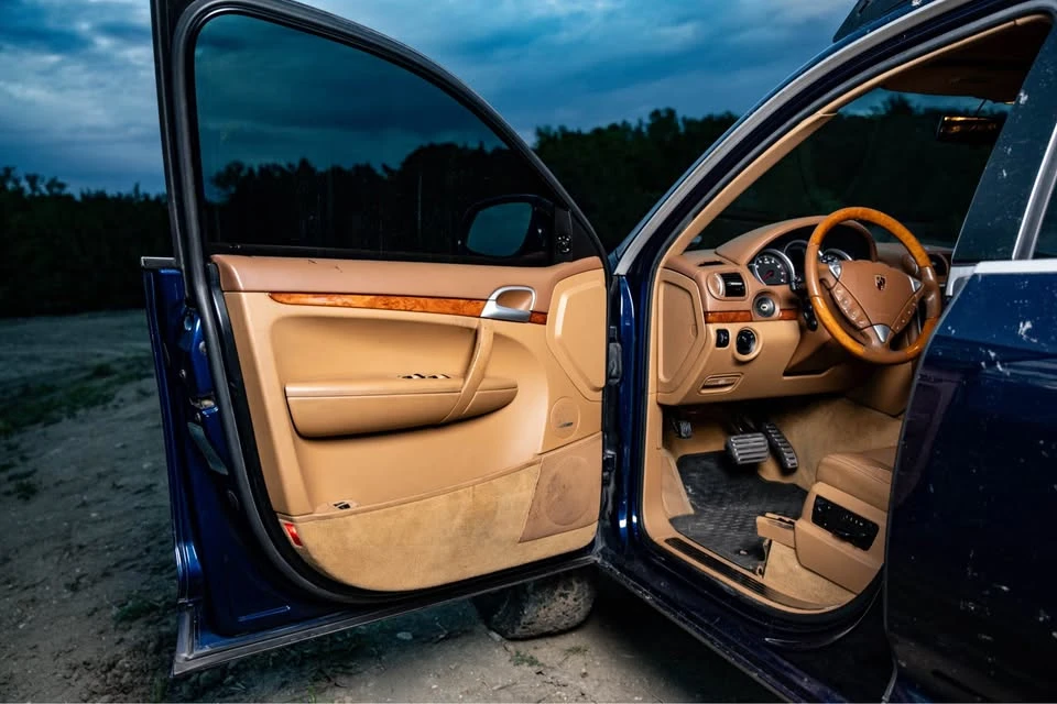 2005 Porsche 955/957 Cayenne S - Image 8 of 17