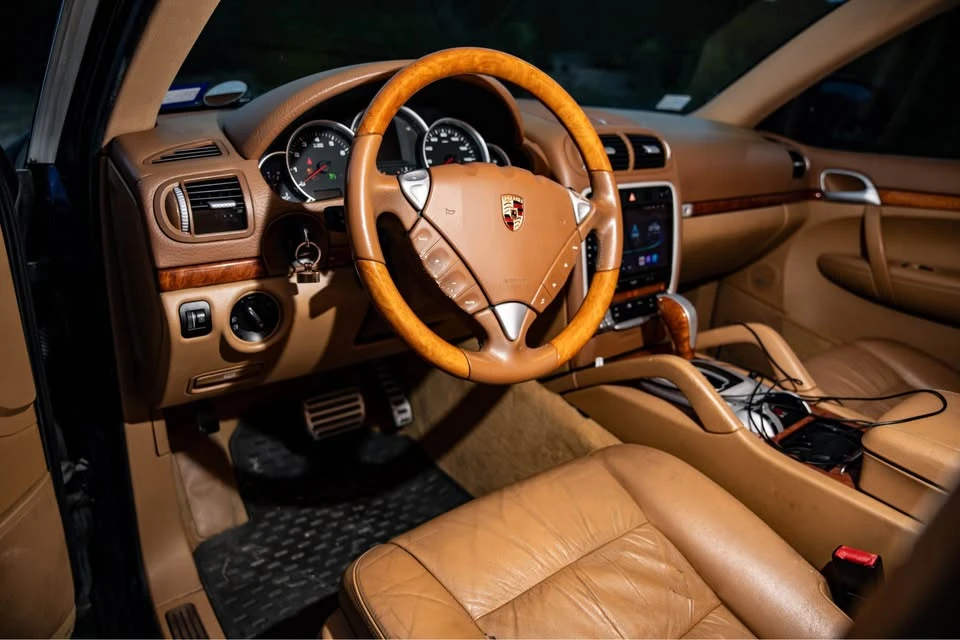 2005 Porsche 955/957 Cayenne S - Image 9 of 17