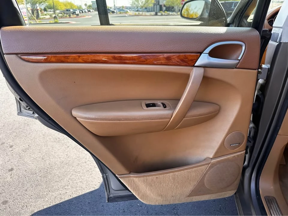 2005 Porsche 955/957 Cayenne S - Image 17 of 19