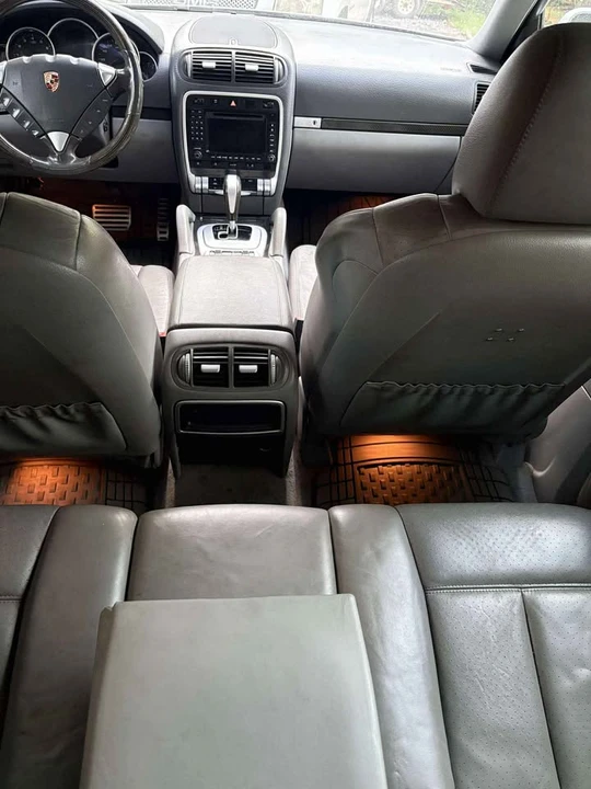 2005 Porsche 955/957 Cayenne - Image 3 of 5