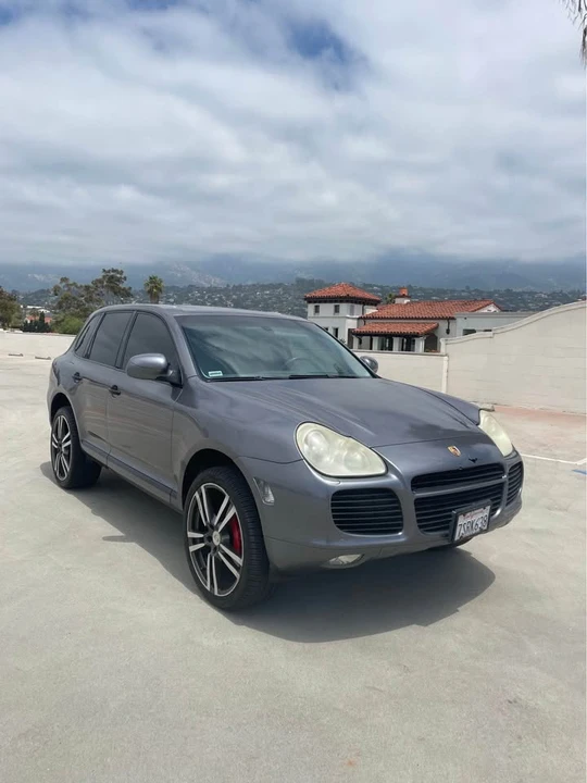 2005 Porsche 955/957 Cayenne Turbo - Image 2 of 7