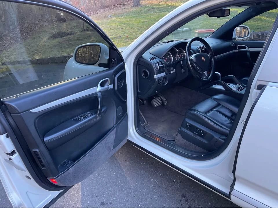 2005 Porsche 955/957 Cayenne Turbo - Image 6 of 16