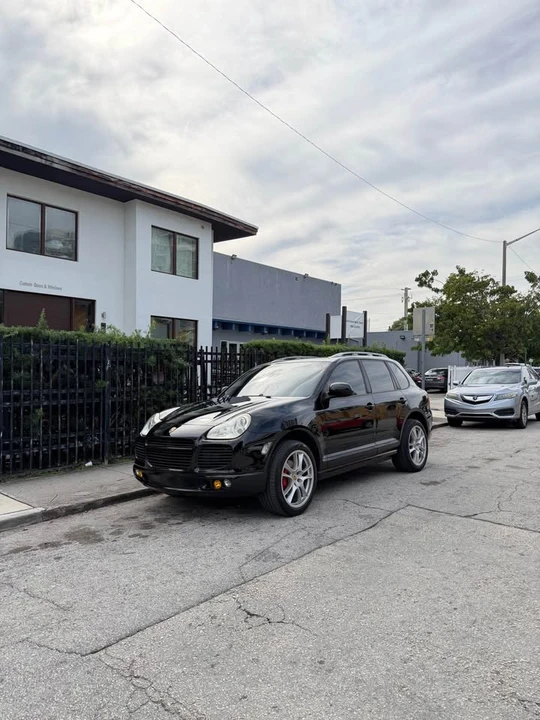 2005 Porsche 955/957 Cayenne Turbo - Image 10 of 21
