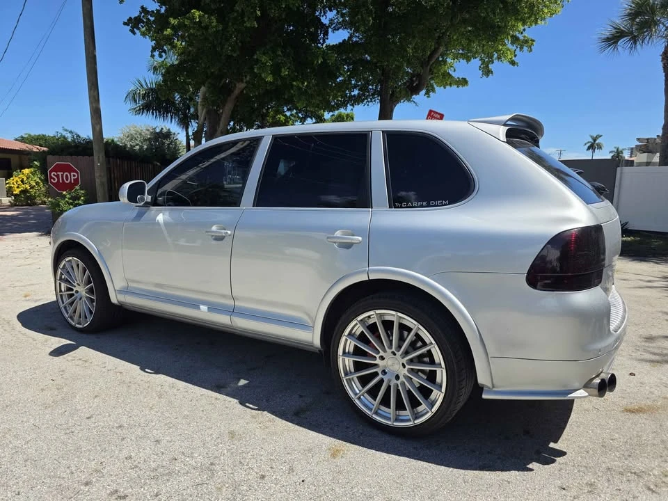 2005 Porsche 955/957 Cayenne Turbo - Image 2 of 15