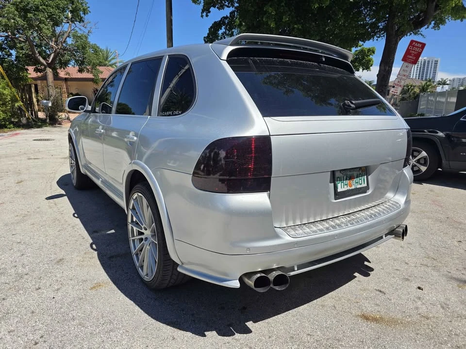 2005 Porsche 955/957 Cayenne Turbo - Image 3 of 15