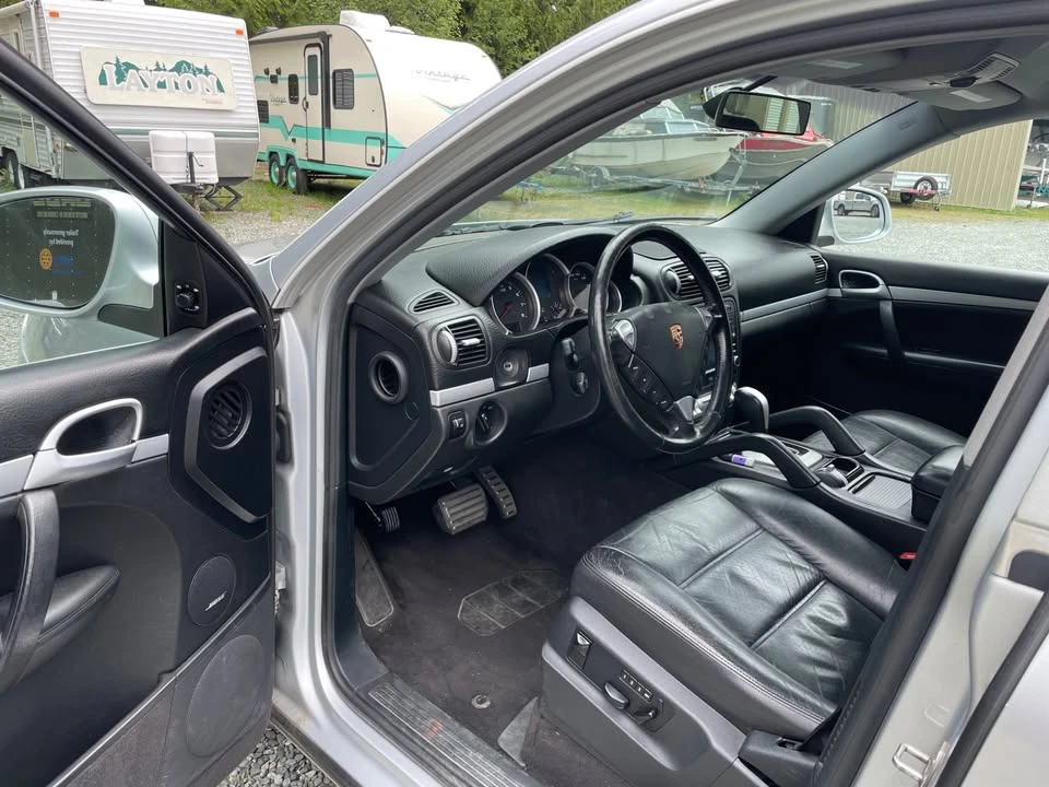 2005 Porsche 955/957 Cayenne S - Image 2 of 10