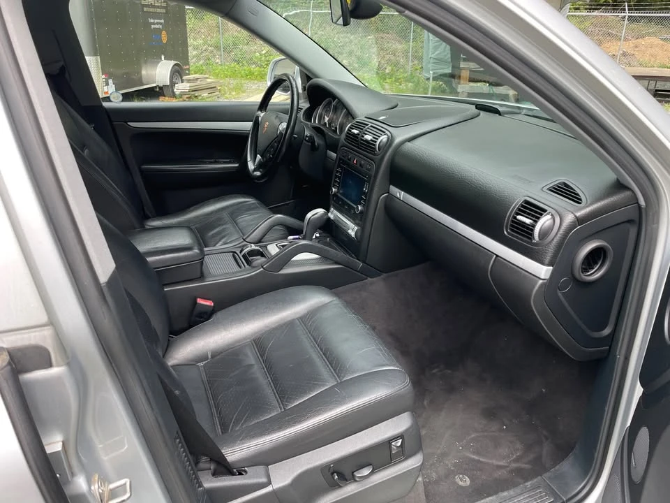 2005 Porsche 955/957 Cayenne S - Image 6 of 10