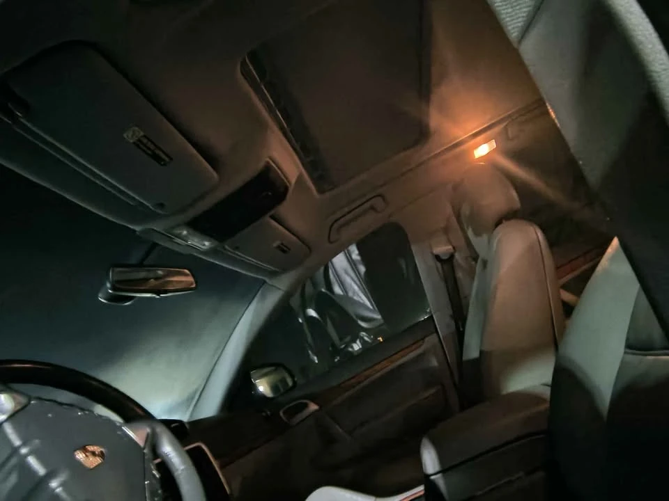 2005 Porsche 955/957 Cayenne S - Image 2 of 8