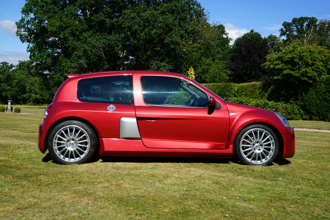 2005 Renault Clio 2nd Gen - Image 9 of 31
