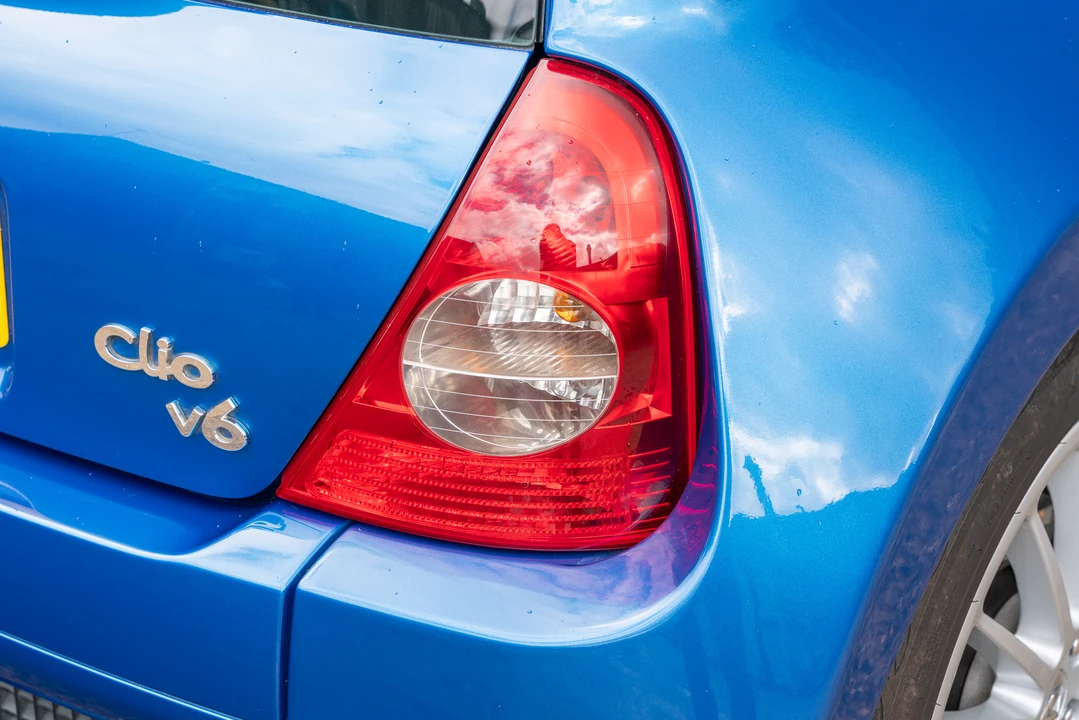 2005 Renault Clio 2nd Gen - Image 27 of 31
