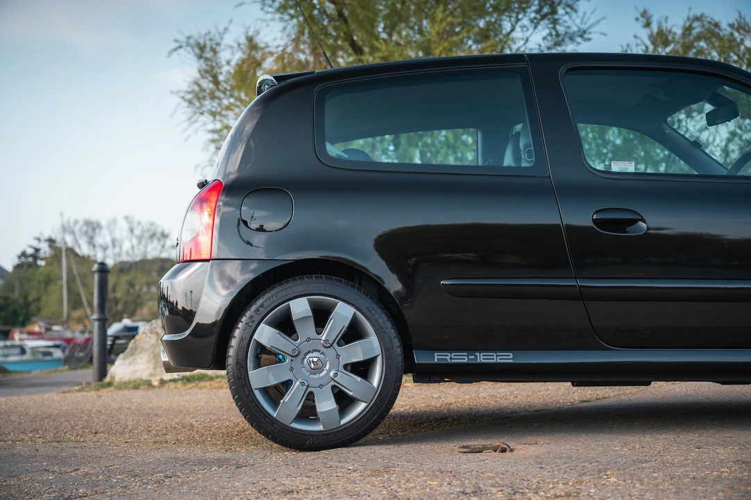 2005 Renault Clio 2nd Gen - Image 10 of 31