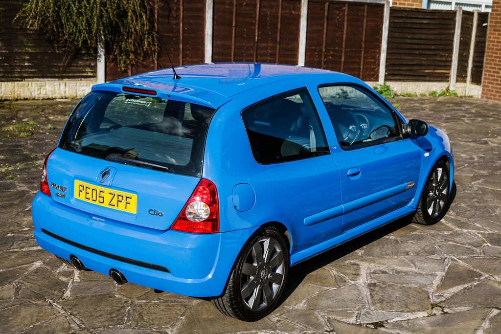 2005 Renault Clio 2nd Gen - Image 14 of 31