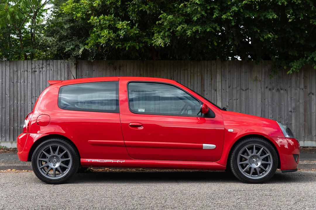 2005 Renault Clio 2nd Gen - Image 9 of 31