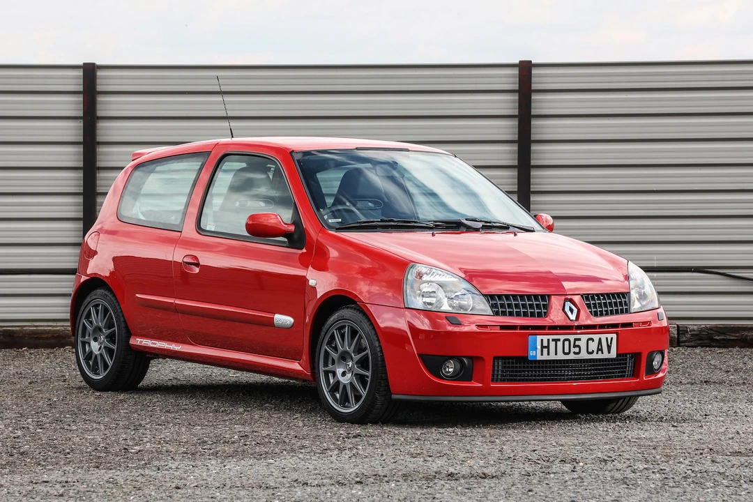 2005 Renault Clio 2nd Gen - Image 2 of 11