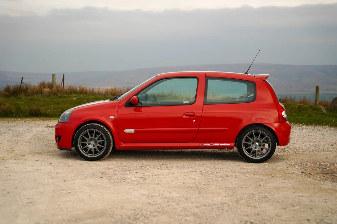 2005 Renault Clio 2nd Gen - Image 17 of 31