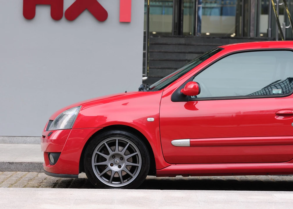 2005 Renault Clio 2nd Gen - Image 23 of 31