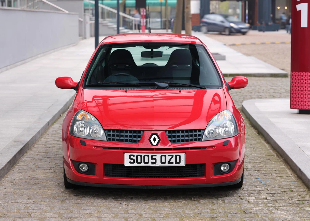 2005 Renault Clio 2nd Gen - Image 3 of 31