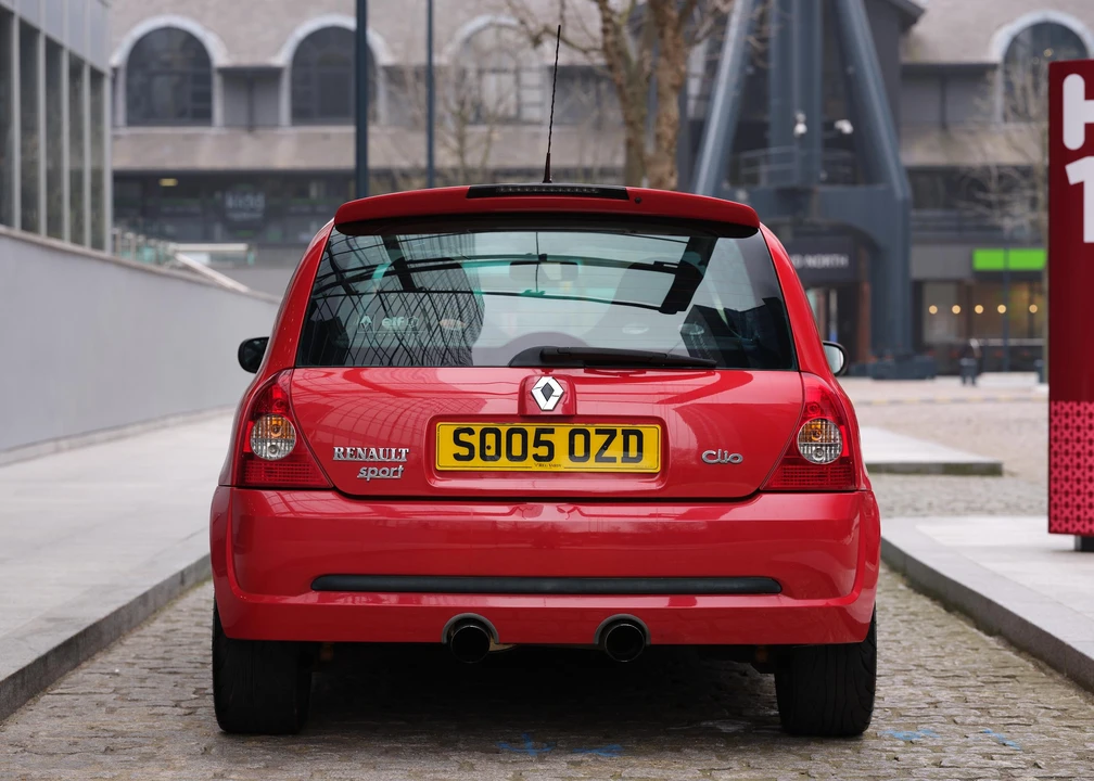 2005 Renault Clio 2nd Gen - Image 15 of 31