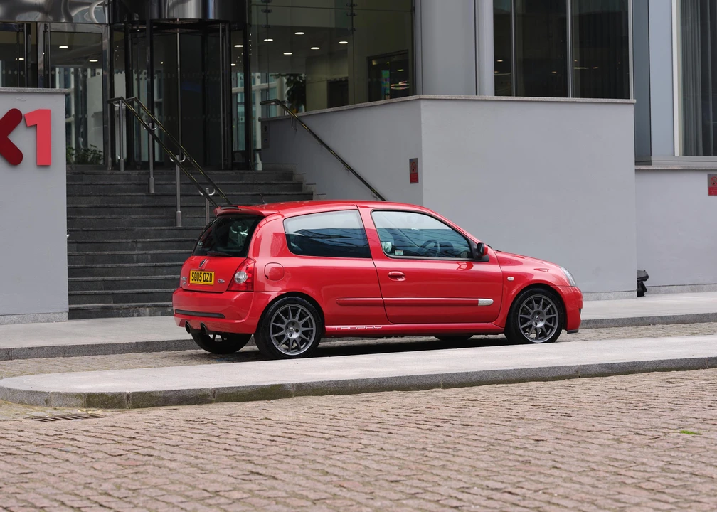 2005 Renault Clio 2nd Gen - Image 18 of 31