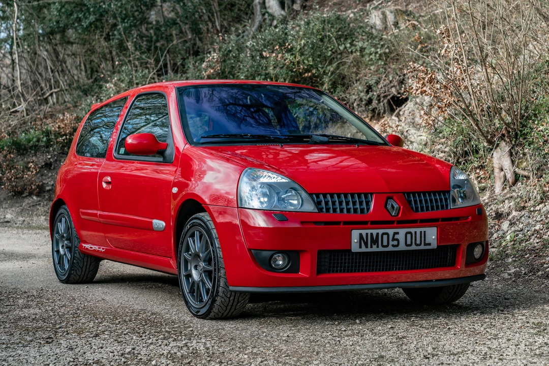 2005 Renault Clio 2nd Gen - Image 2 of 31