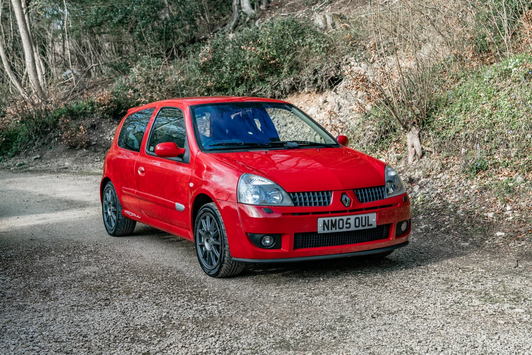 2005 Renault Clio 2nd Gen - Image 10 of 31