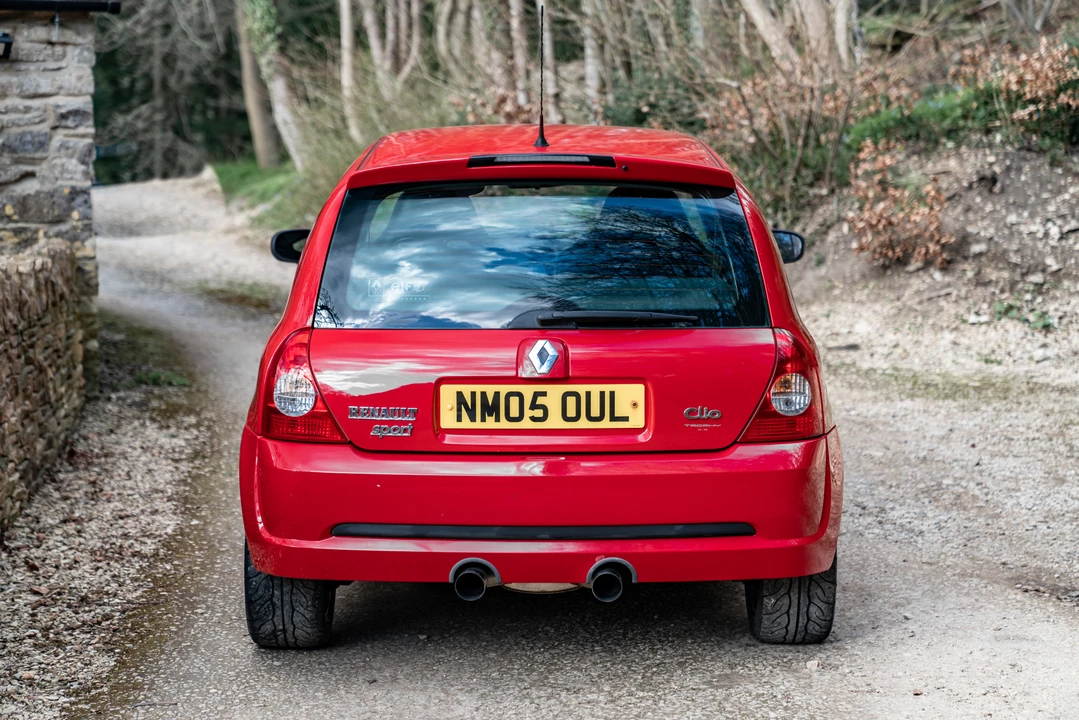 2005 Renault Clio 2nd Gen - Image 15 of 31