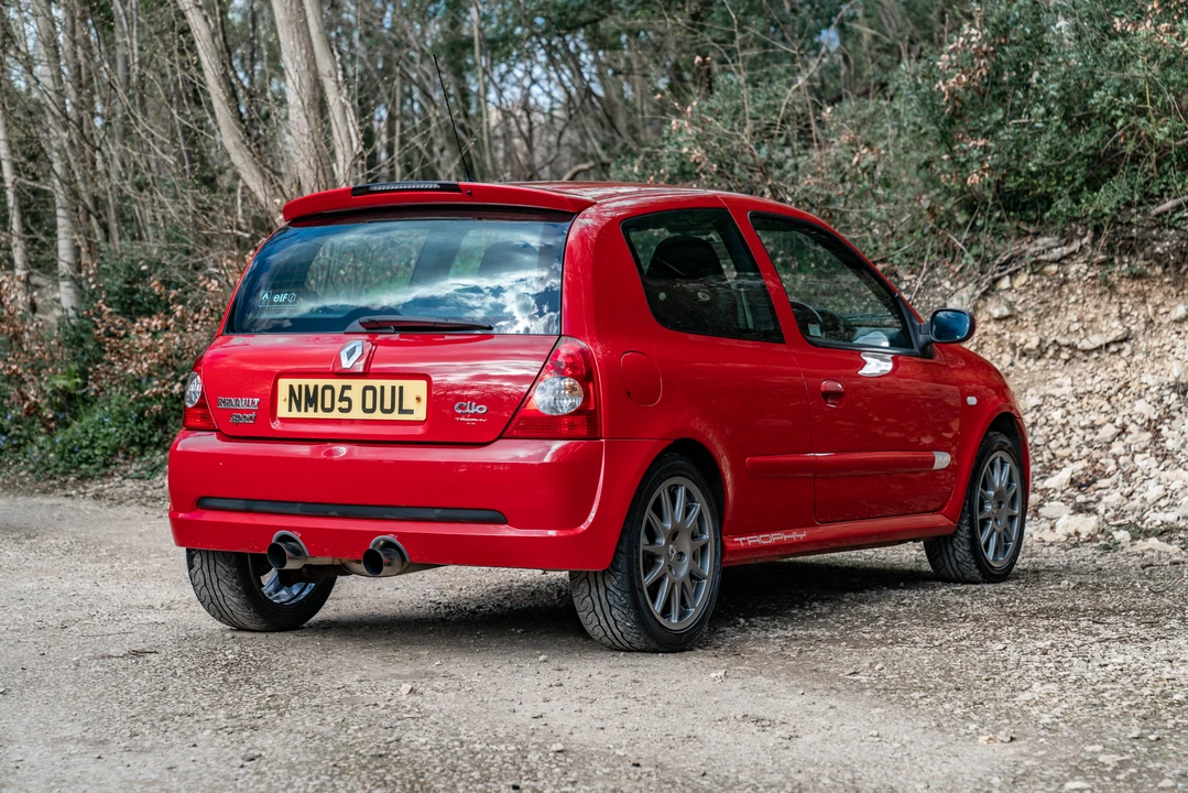 2005 Renault Clio 2nd Gen - Image 16 of 31