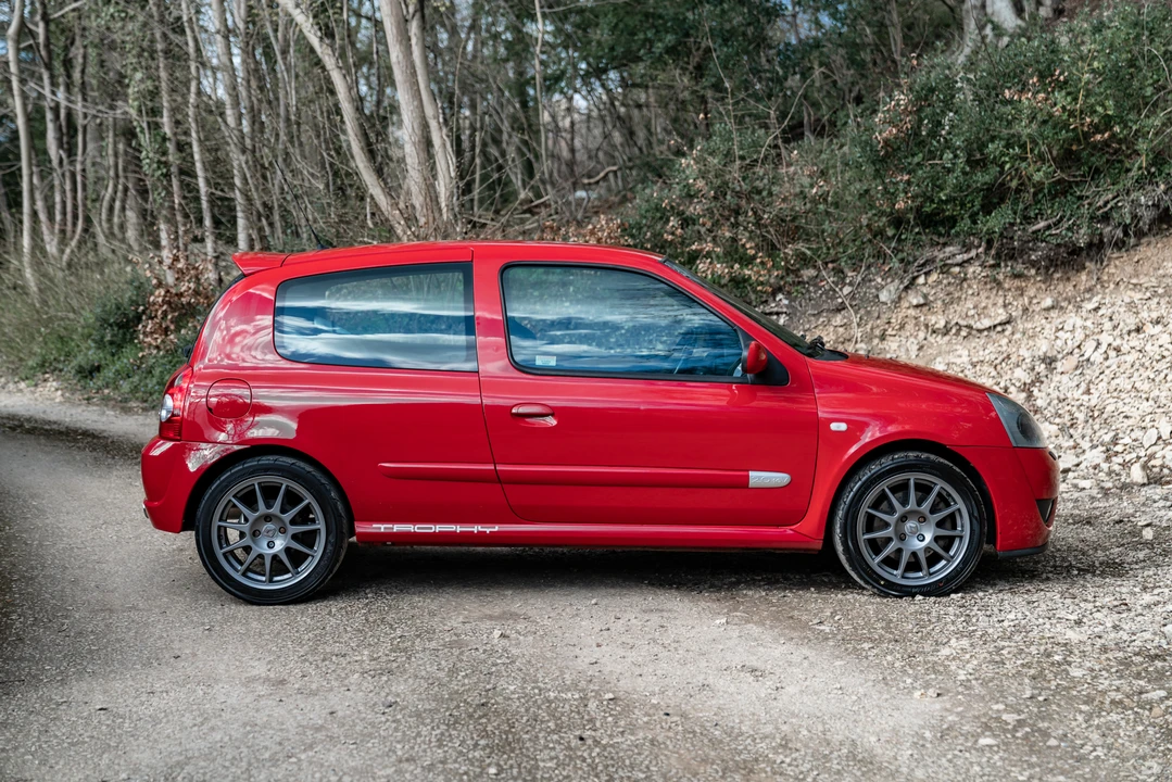 2005 Renault Clio 2nd Gen - Image 17 of 31