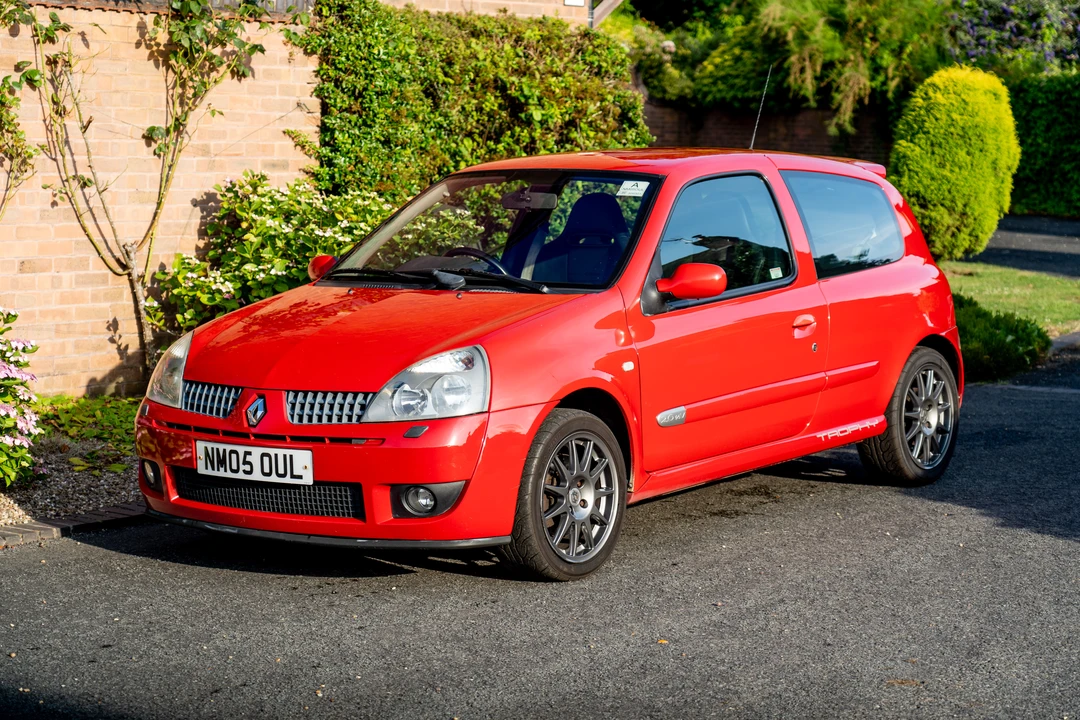 2005 Renault Clio 2nd Gen - Image 2 of 31