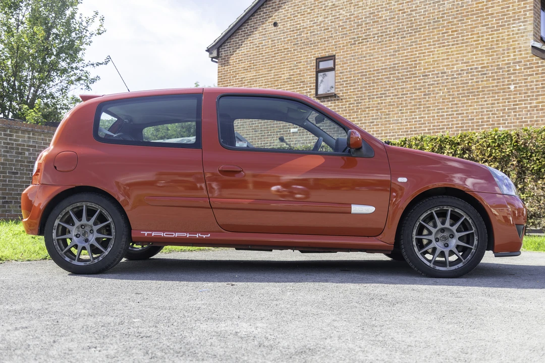 2005 Renault Clio 2nd Gen - Image 10 of 31