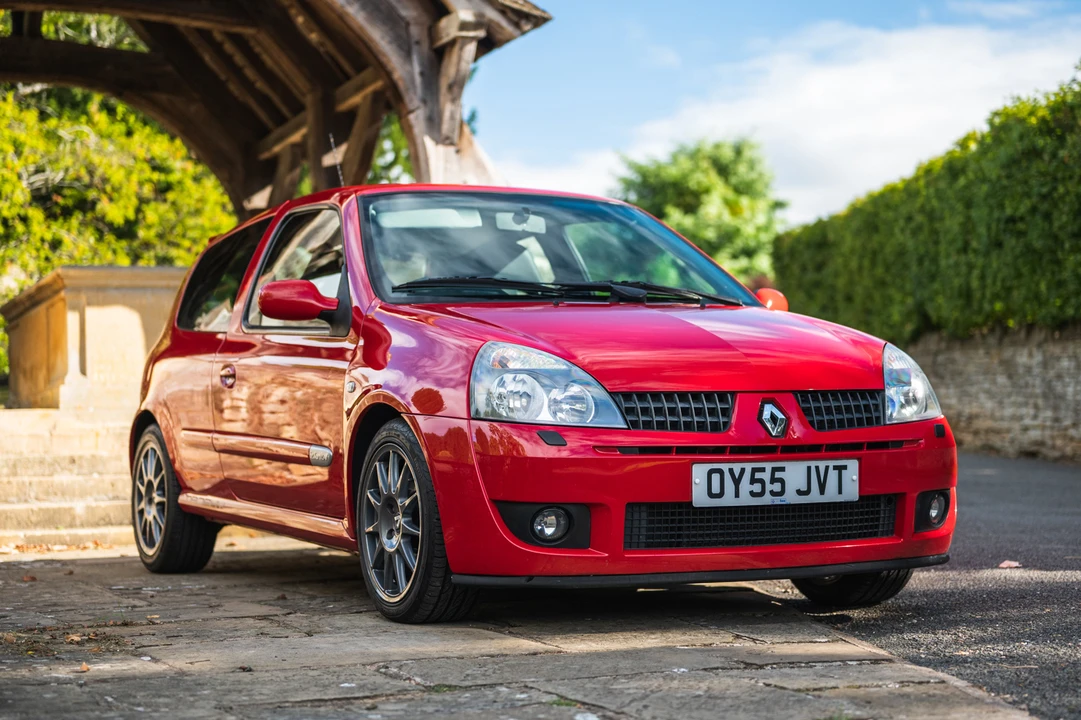 2005 Renault Clio 2nd Gen - Image 2 of 31