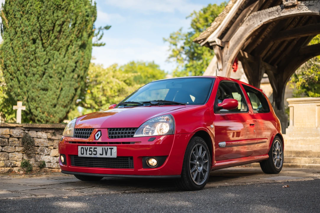2005 Renault Clio 2nd Gen - Image 12 of 31