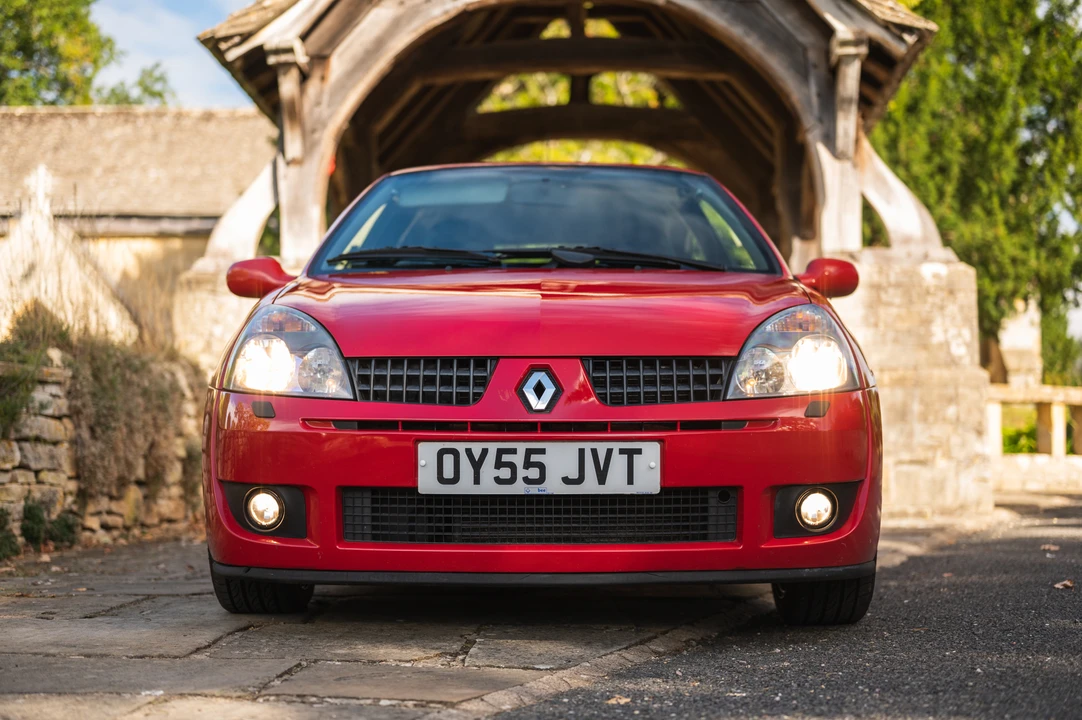 2005 Renault Clio 2nd Gen - Image 13 of 31