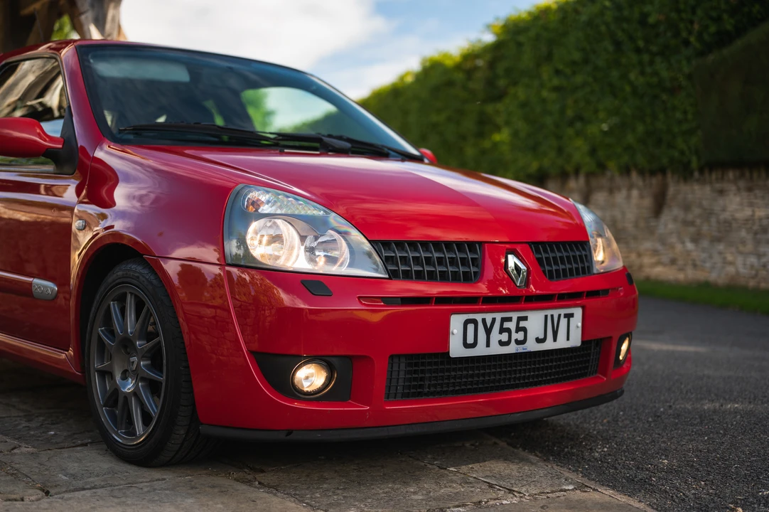 2005 Renault Clio 2nd Gen - Image 14 of 31