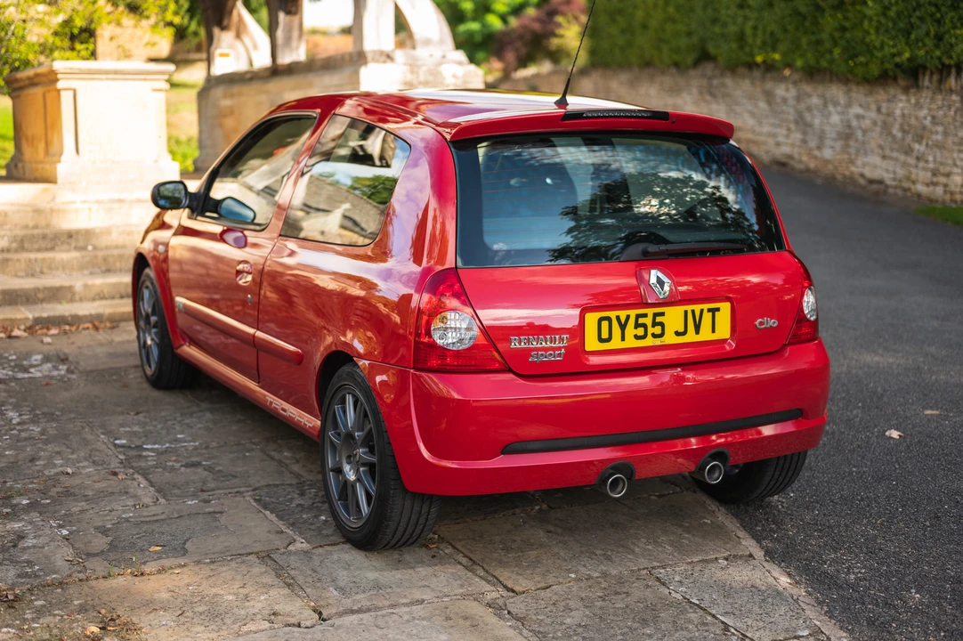 2005 Renault Clio 2nd Gen - Image 10 of 31