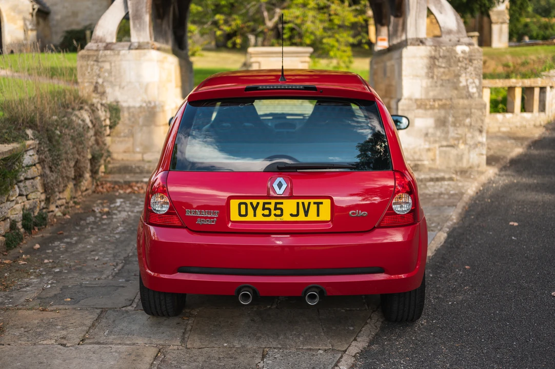2005 Renault Clio 2nd Gen - Image 17 of 31