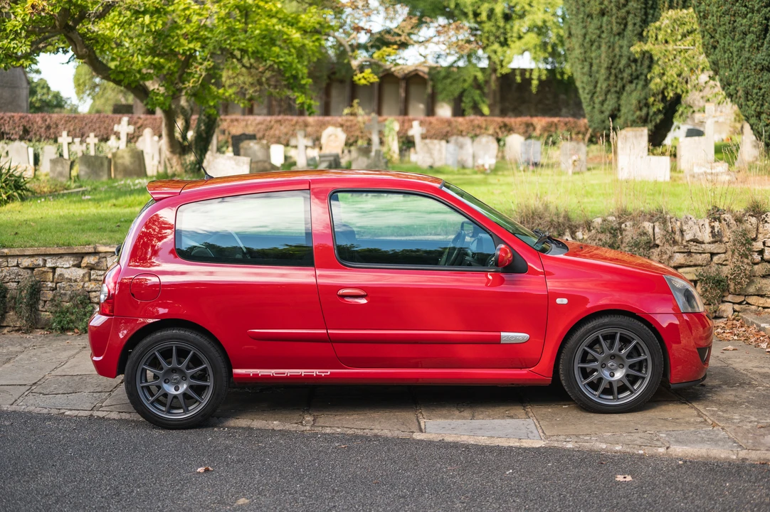 2005 Renault Clio 2nd Gen - Image 7 of 31