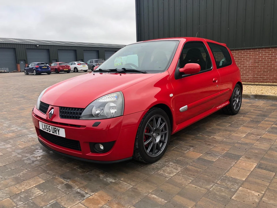 2005 Renault Clio 2nd Gen - Image 2 of 31