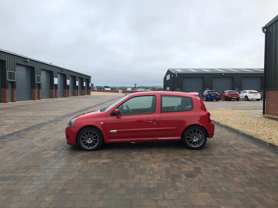 2005 Renault Clio 2nd Gen - Image 9 of 31
