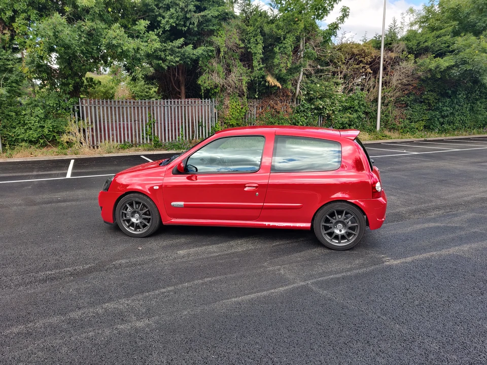 2005 Renault Clio 2nd Gen - Image 8 of 31