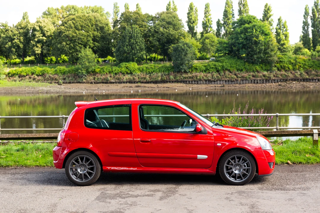 2005 Renault Clio 2nd Gen - Image 9 of 31