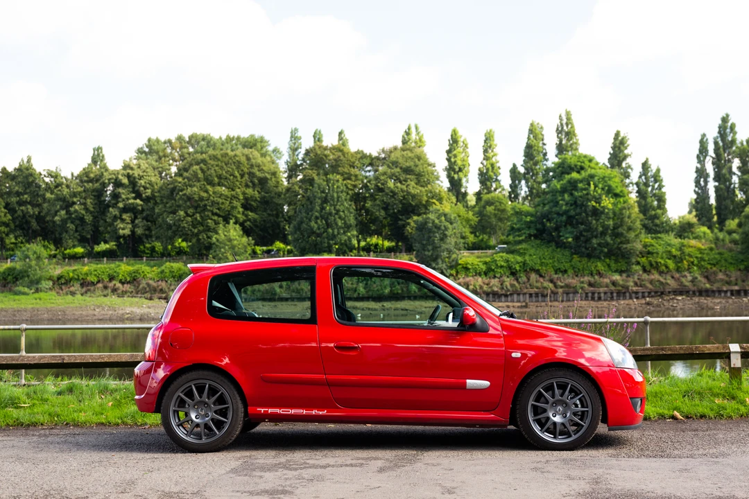 2005 Renault Clio 2nd Gen - Image 12 of 31