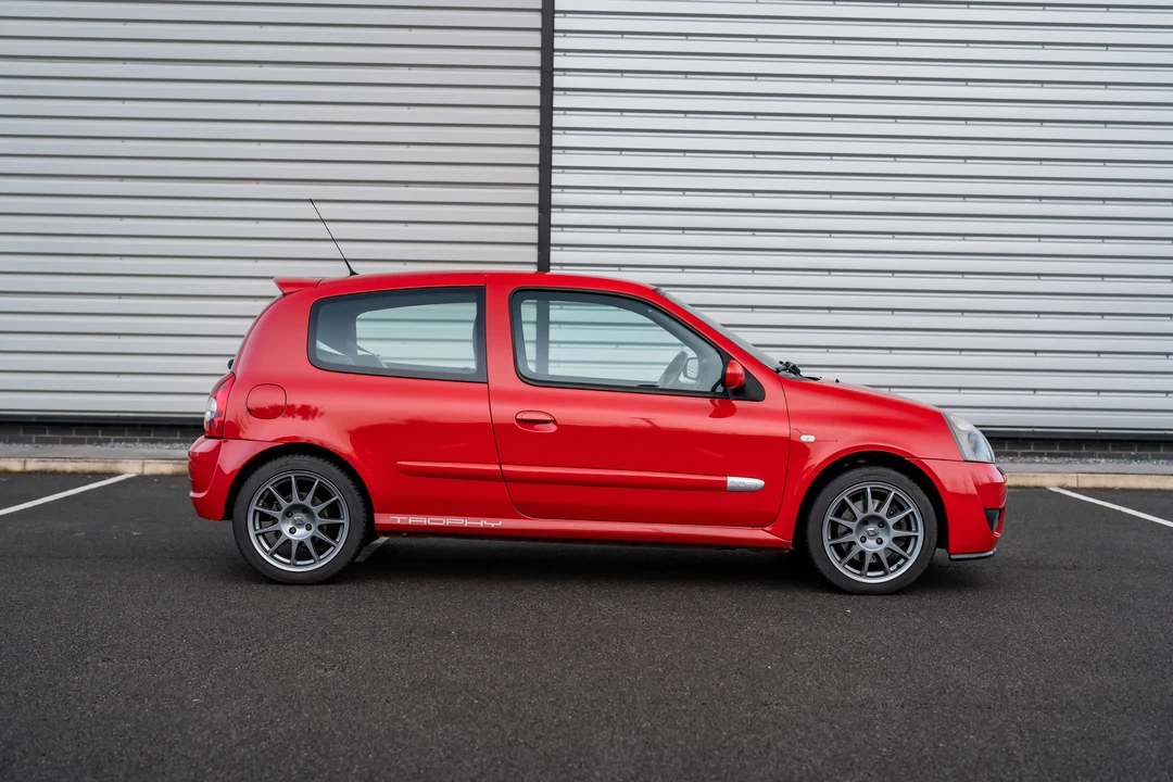 2005 Renault Clio 2nd Gen - Image 9 of 31