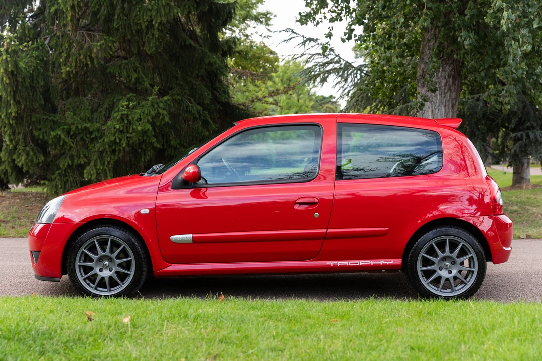 2005 Renault Clio 2nd Gen - Image 9 of 31