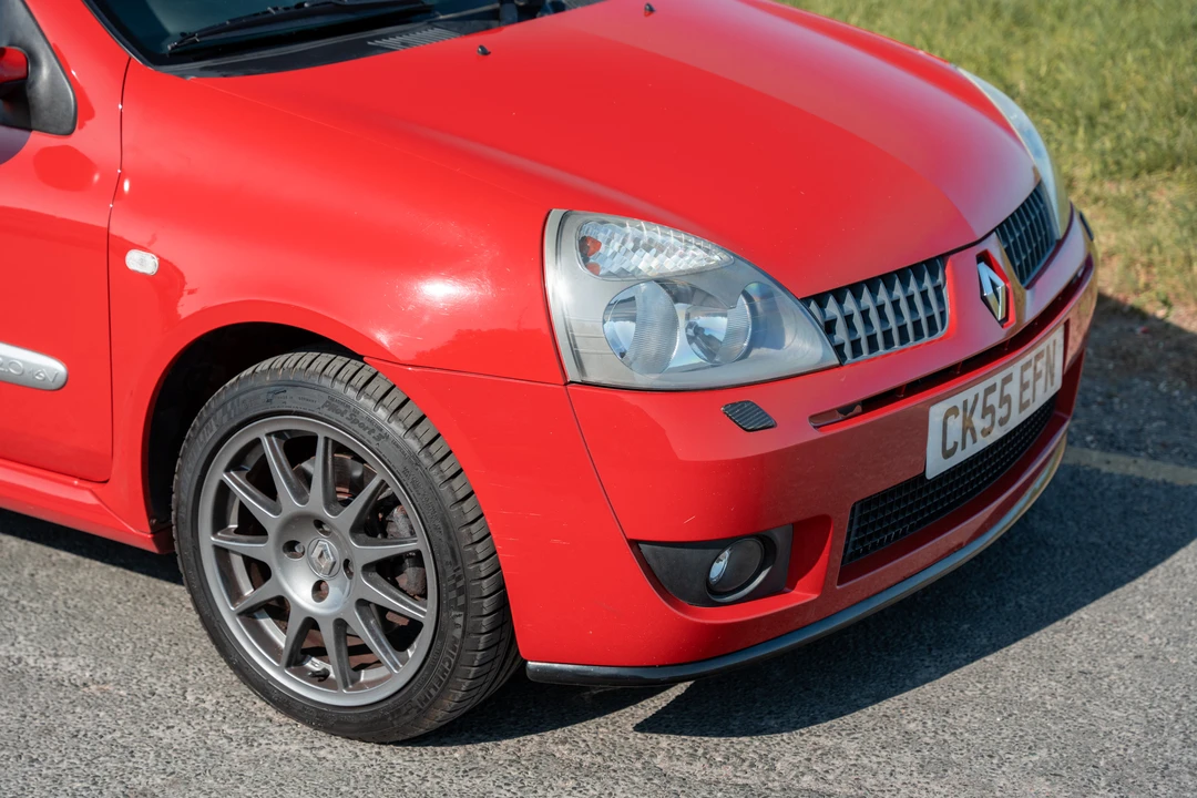 2005 Renault Clio 2nd Gen - Image 27 of 31