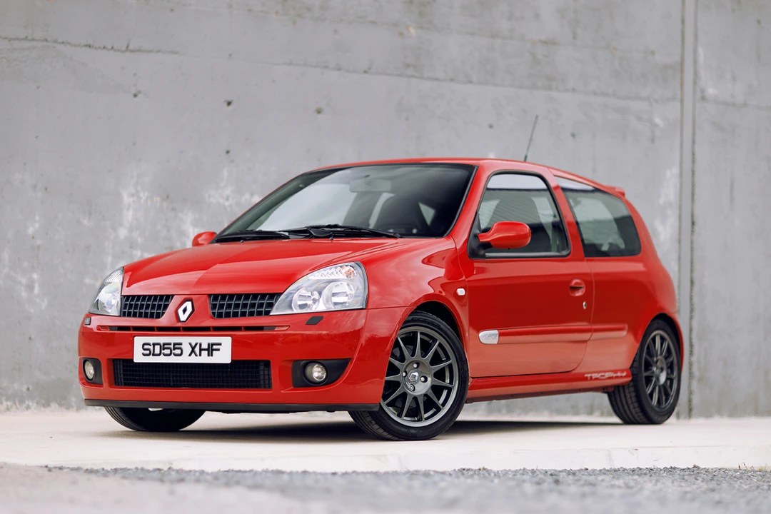 2005 Renault Clio 2nd Gen - Image 2 of 31