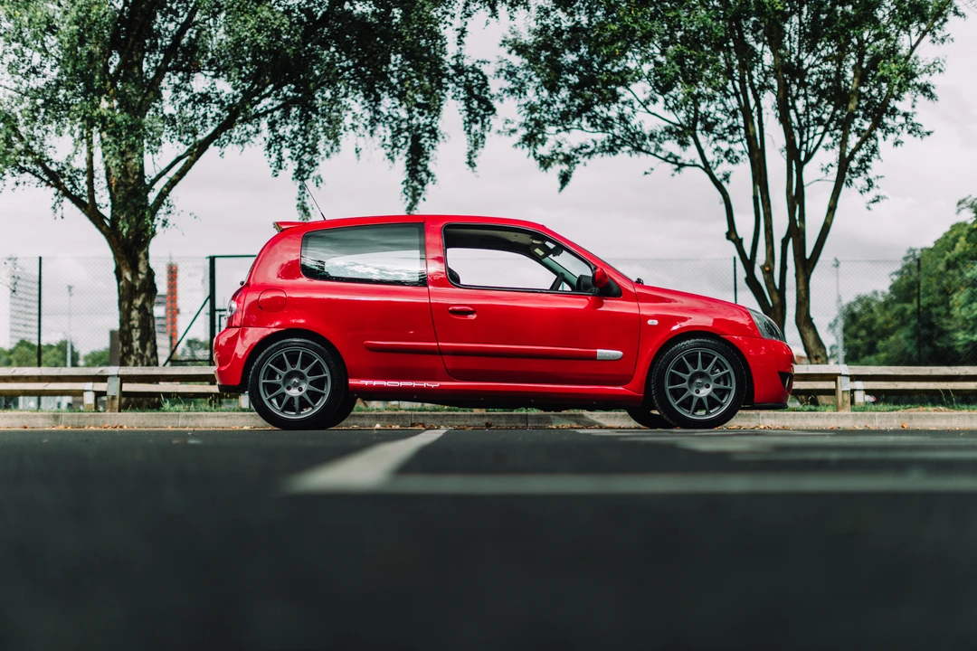 2005 Renault Clio 2nd Gen - Image 13 of 31